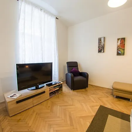 Apartment Sunny Apart Close To Charles Bridge Prague