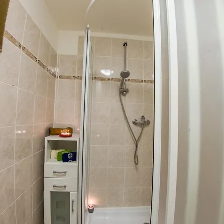 Sunny Apart Close To Charles Bridge Apartment *