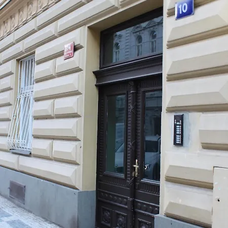 Apartment Sunny Apart Close To Charles Bridge *
